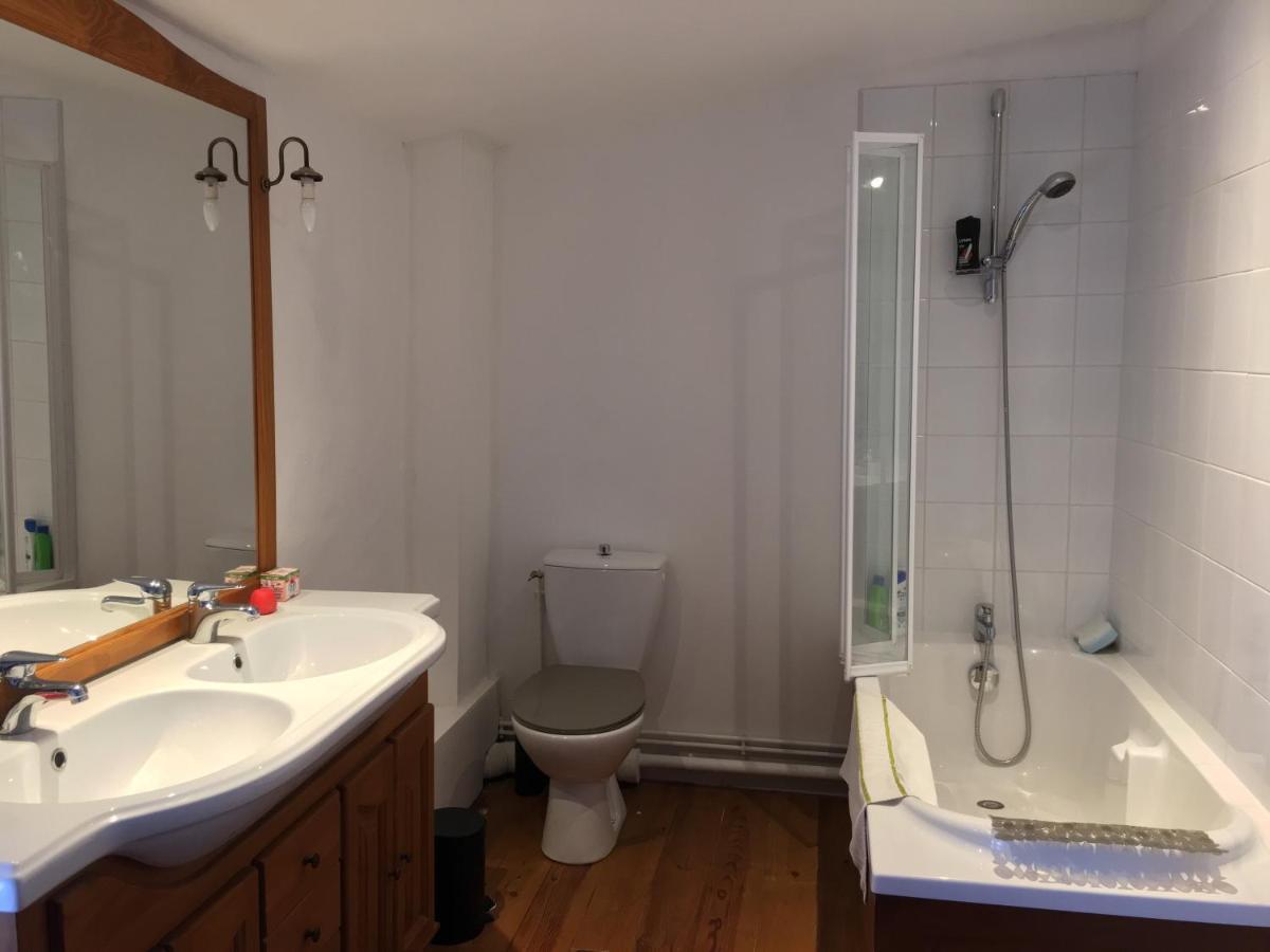 Chambre Sdb Privee Townhouse 26 Chambres D'Hotes Civray Civray  Exteriör bild